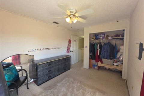 House in Orlando, Florida 4 bedrooms, 166.85 sq.m. № 2259477 - photo 24