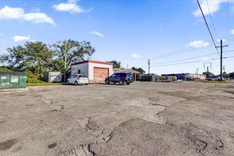 Propiedad comercial en venta en Plant City, Florida, 90.95 m2 № 1716535 - foto 14