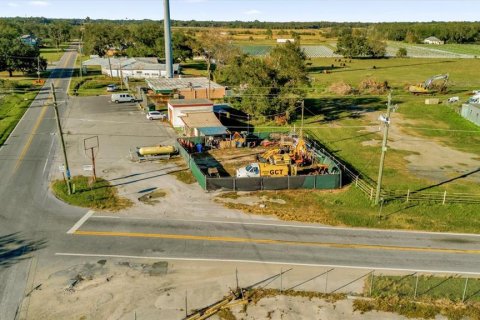 Propiedad comercial en venta en Plant City, Florida, 90.95 m2 № 1716535 - foto 24