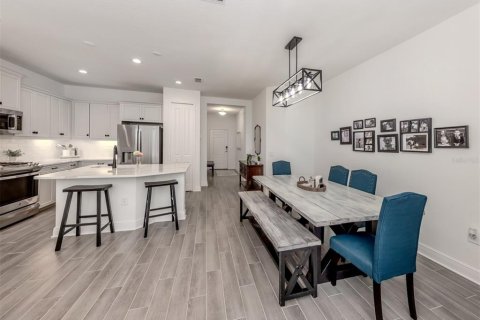 House in Venice, Florida 2 bedrooms, 141.58 sq.m. № 1629969 - photo 8