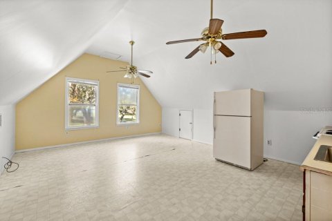 Casa en venta en Eustis, Florida, 6 dormitorios, 471.11 m2 № 2130036 - foto 25
