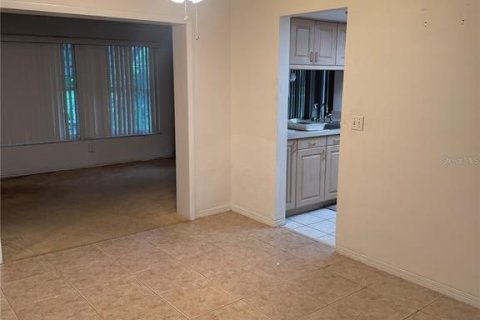 Villa ou maison à vendre à Seminole, Floride: 2 chambres, 147.44 m2 № 2351835 - photo 6