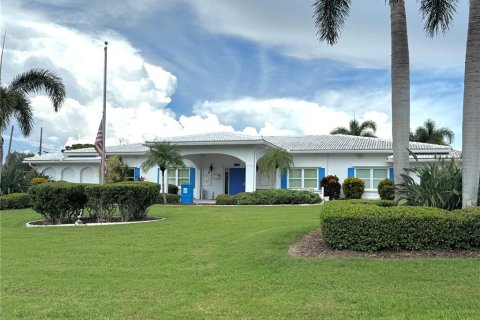 Villa ou maison à vendre à Seminole, Floride: 2 chambres, 147.44 m2 № 2351835 - photo 28