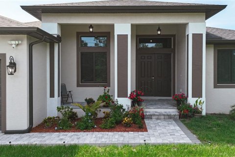 House in North Port, Florida 4 bedrooms, 204.38 sq.m. № 1750779 - photo 4