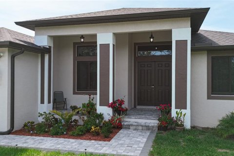 House in North Port, Florida 4 bedrooms, 204.38 sq.m. № 1750779 - photo 3