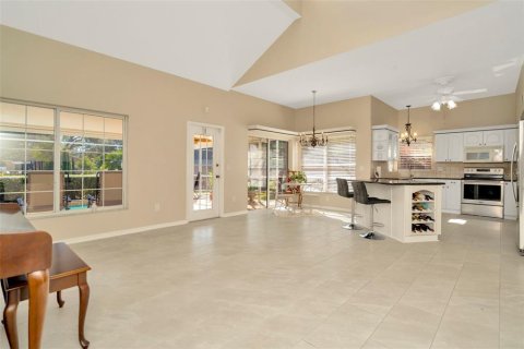 House in Tampa, Florida 4 bedrooms, 195.19 sq.m. № 1514356 - photo 19