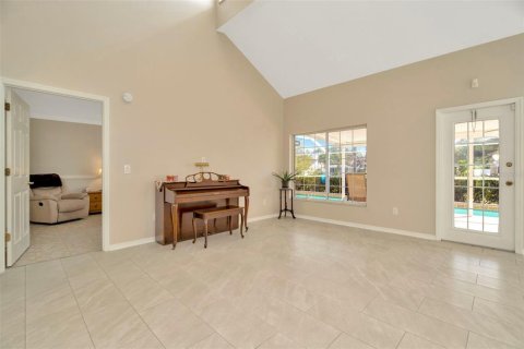 House in Tampa, Florida 4 bedrooms, 195.19 sq.m. № 1514356 - photo 18
