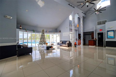 Condominio en alquiler en Oakland Park, Florida, 2 dormitorios, 94.76 m2 № 1954524 - foto 29