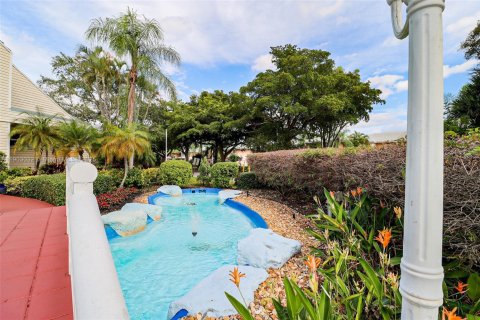 Condominio en alquiler en Oakland Park, Florida, 2 dormitorios, 94.76 m2 № 1954524 - foto 21