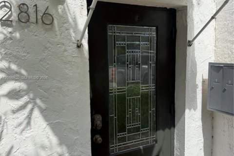 House in Miami Beach, Florida 2 bedrooms № 2071553 - photo 12