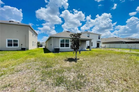 House in Wimauma, Florida 3 bedrooms, 140.84 sq.m. № 2207629 - photo 15