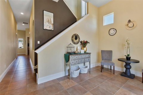 House in Palm Coast, Florida 4 bedrooms, 274.9 sq.m. № 1283908 - photo 9