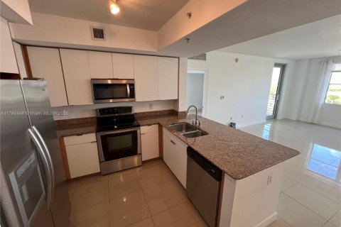 Condominio en venta en Hollywood, Florida, 2 dormitorios, 96.25 m2 № 1958790 - foto 3