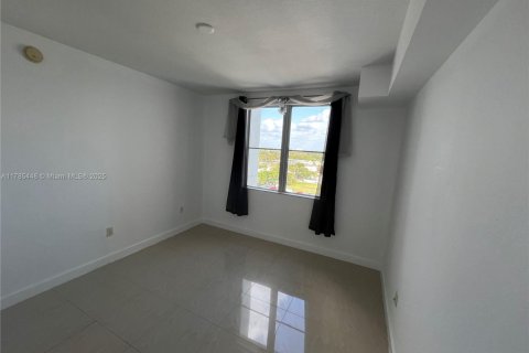 Condominio en venta en Hollywood, Florida, 2 dormitorios, 96.25 m2 № 1958790 - foto 12