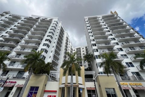 Condominio en venta en Hollywood, Florida, 2 dormitorios, 96.25 m2 № 1958790 - foto 1