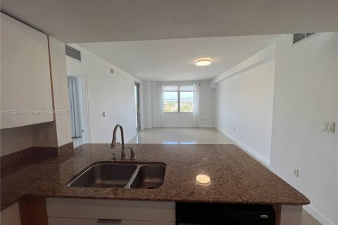 Condominio en venta en Hollywood, Florida, 2 dormitorios, 96.25 m2 № 1958790 - foto 4