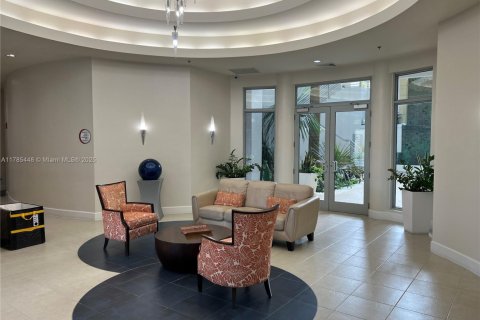 Condominio en venta en Hollywood, Florida, 2 dormitorios, 96.25 m2 № 1958790 - foto 19