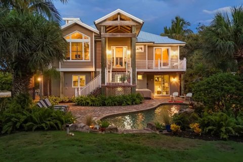 House in Englewood, Florida 3 bedrooms, 238.29 sq.m. № 1883556 - photo 2