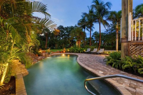 House in Englewood, Florida 3 bedrooms, 238.29 sq.m. № 1883556 - photo 9