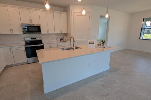 House in Venice, Florida 3 bedrooms, 195 sq.m. № 1651048 - photo 7