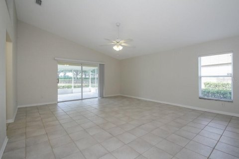 Casa en alquiler en Bradenton, Florida, 3 dormitorios, 170.57 m2 № 1913998 - foto 2