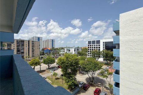 Copropriété à louer à Miami, Floride: 1 chambre, 47.01 m2 № 1779748 - photo 17