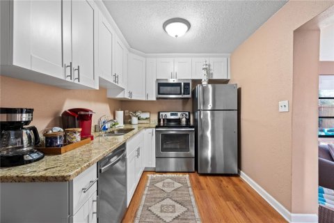 Villa ou maison à vendre à Clearwater, Floride: 2 chambres, 100.15 m2 № 2147437 - photo 9
