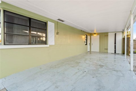 Villa ou maison à vendre à Clearwater, Floride: 2 chambres, 100.15 m2 № 2147437 - photo 23