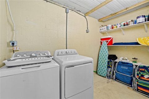 Villa ou maison à vendre à Clearwater, Floride: 2 chambres, 100.15 m2 № 2147437 - photo 21