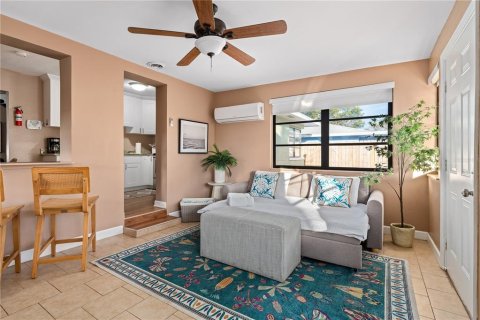 Villa ou maison à vendre à Clearwater, Floride: 2 chambres, 100.15 m2 № 2147437 - photo 12