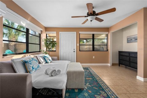 Villa ou maison à vendre à Clearwater, Floride: 2 chambres, 100.15 m2 № 2147437 - photo 13