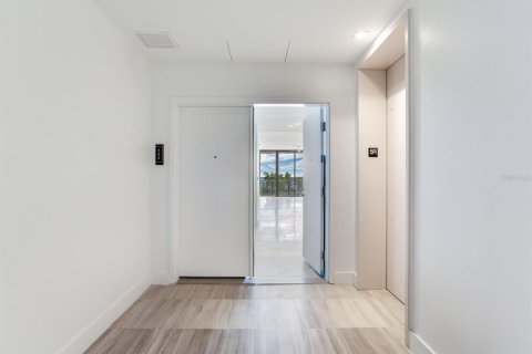 Condo in Tampa, Florida, 2 bedrooms  № 1432136 - photo 22