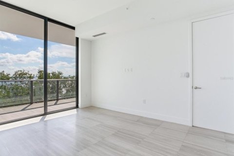 Condo in Tampa, Florida, 2 bedrooms  № 1432136 - photo 7