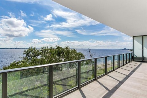 Condo in Tampa, Florida, 2 bedrooms  № 1432136 - photo 16