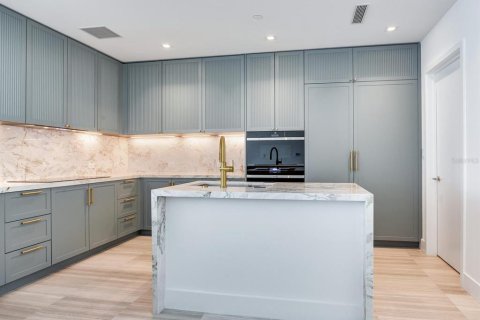 Condo in Tampa, Florida, 2 bedrooms  № 1432136 - photo 23