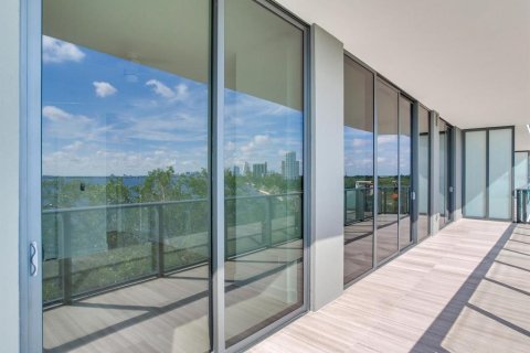 Condo in Tampa, Florida, 2 bedrooms  № 1432136 - photo 19