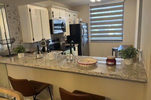 Copropriété à louer à Davie, Floride: 2 chambres, 128.67 m2 № 2366396 - photo 18
