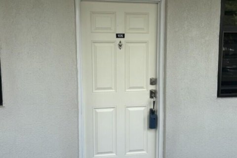 Copropriété à louer à Davie, Floride: 2 chambres, 128.67 m2 № 2366396 - photo 15