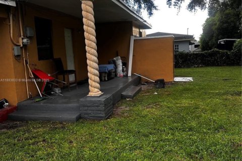 Casa en venta en Miami, Florida, 2 dormitorios, 92.9 m2 № 1950710 - foto 6