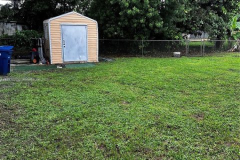 Casa en venta en Miami, Florida, 2 dormitorios, 92.9 m2 № 1950710 - foto 8