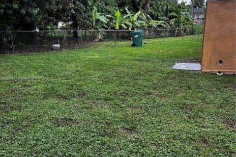 Casa en venta en Miami, Florida, 2 dormitorios, 92.9 m2 № 1950710 - foto 9