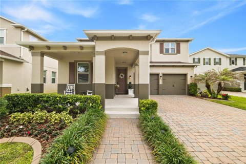 House in Orlando, Florida 4 bedrooms, 272.11 sq.m. № 2231746 - photo 2