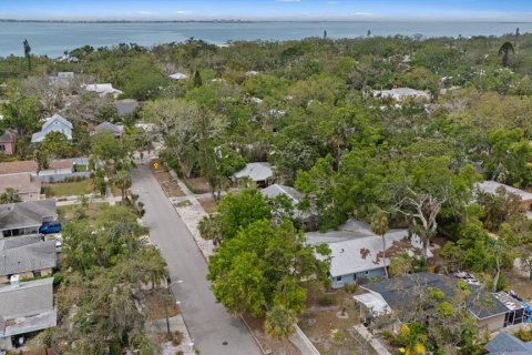House in Sarasota, Florida 3 bedrooms, 140.56 sq.m. № 1609090 - photo 24