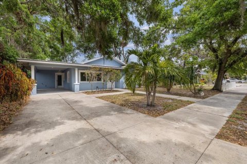 House in Sarasota, Florida 3 bedrooms, 140.56 sq.m. № 1609090 - photo 5