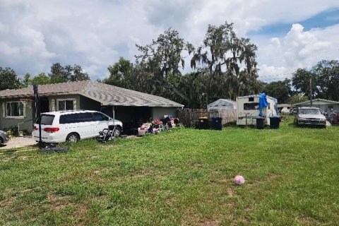 House in Auburndale, Florida 3 bedrooms, 170.75 sq.m. № 1884170 - photo 8