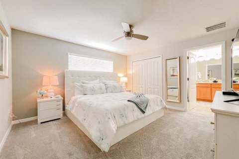 Townhouse in Kissimmee, Florida 4 bedrooms, 176.7 sq.m. № 2386749 - photo 26