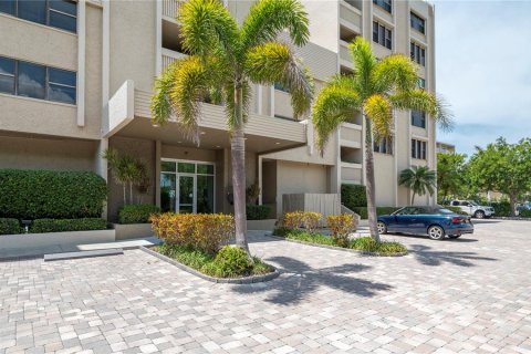 Condo in Longboat Key, Florida, 3 bedrooms  № 1218489 - photo 7