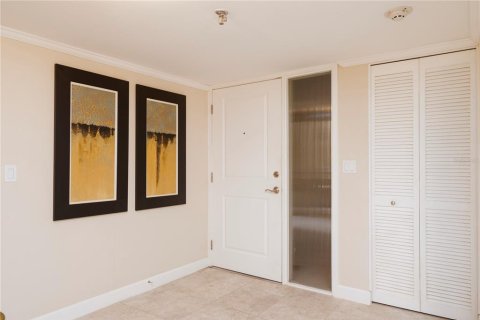 Condo in Longboat Key, Florida, 3 bedrooms  № 1218489 - photo 9