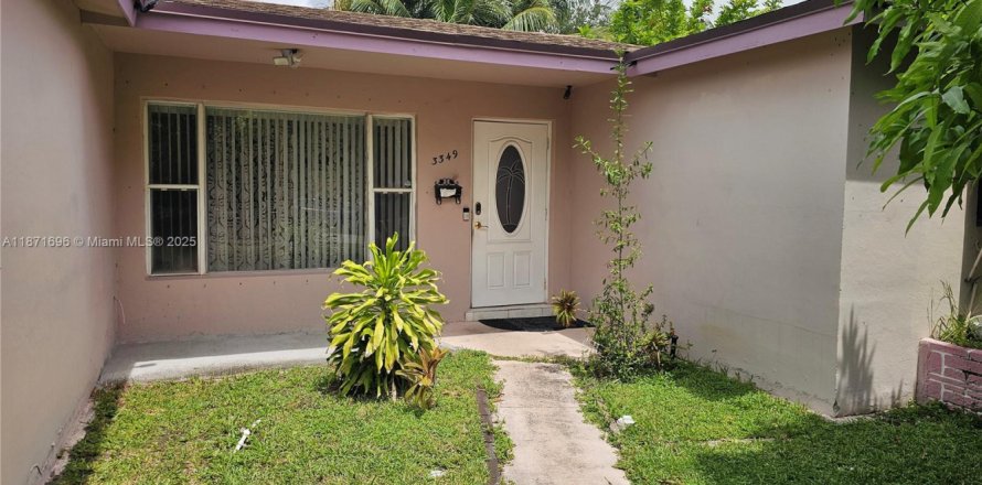 Casa en Lauderdale Lakes, Florida 1 dormitorio, 179.12 m2 № 1925649