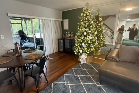 Touwnhouse à vendre à Tamarac, Floride: 3 chambres, 114.27 m2 № 2054349 - photo 14